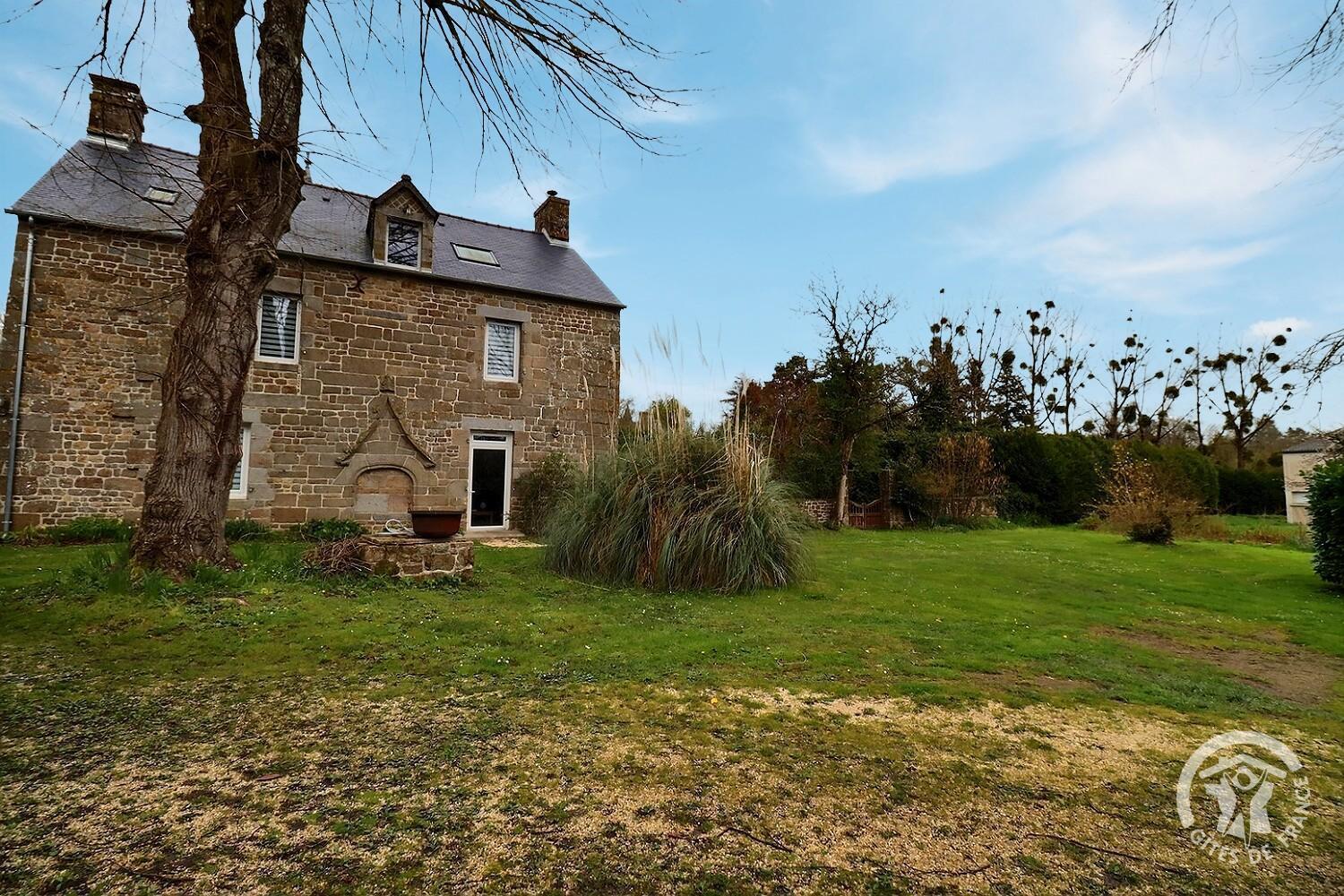 Des Alleux Saint-Ouen-des-Alleux Exterior photo